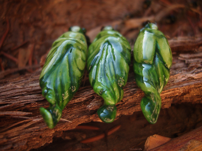 Комплект фарфоровых украшений "Нефритовый дух" (серьги и подвеска)