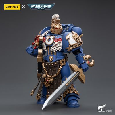 Чемпион Почетной Стражи Ультрамаринов (Warhammer 40k) - КОЛЛЕКЦИОННАЯ ФИГУРКА 1/18 Ultramarines Honour Guard Chapter Champion (JT6526) - JOYTOY