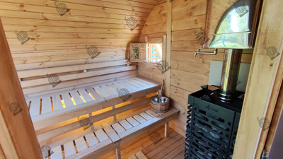 Баня-бочка с панорамным остеклением "Полулуние"