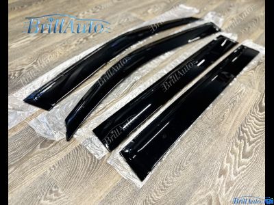 Дефлекторы ветровики Toyota Land Cruiser 200 на окна