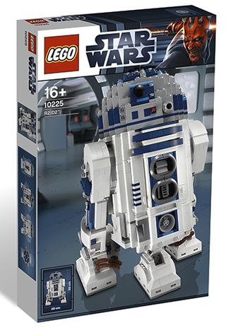 # 10225 Дроид–Астромеханик R2–D2 / R2–D2 Astromech Droid (UCS – 2012)