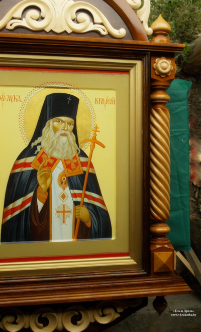 Киот из дерева