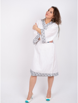 Халат-кимоно из конопли с вышивкой