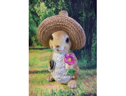 Зайчик модник в шляпе с цветком 21*10см   0,5кг   полистоун Россия 848//012436