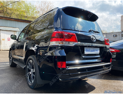 Рестайлинг Toyota Land Cruiser 200 из 2008-2015 в Lounge 2021 года