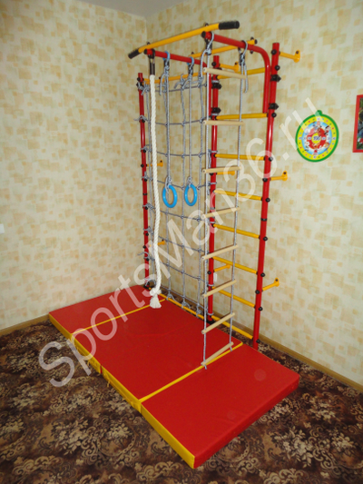 ДСК Юный Атлет модель "Пристенный", сетка-стойка пристенная, мат 2,0х1,0х0,1 м, красно-желтый