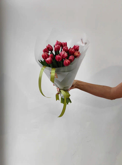 Букет цветов на 8 марта № 711