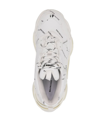 Balenciaga Triple S