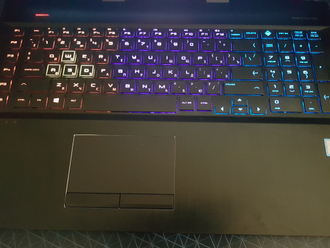 HP OMEN 17-CB0052UR ( 17.3 FHD IPS 144HZ I7-9750H RTX2070(8GB) 16GB 512SSD )