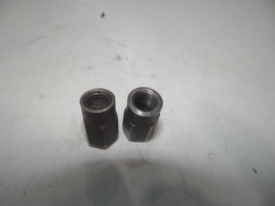 Гайки крышек клапанов Урал