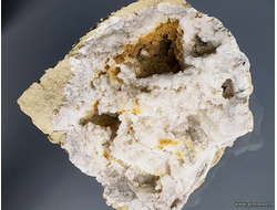 Агат, халцедон, горный хрусталь (разн. кварц). Россия. 130*120*65мм