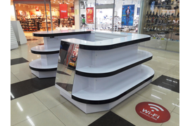 ТЦ Континент, Кожгалантерея