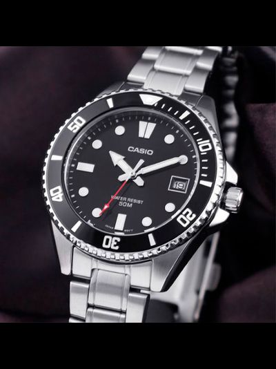 Часы Casio MDV-10D-1A1