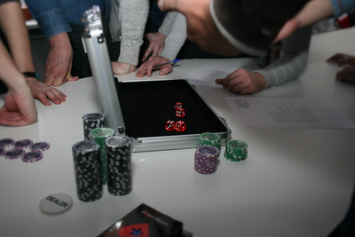 квест на даче казино