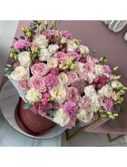 Букет в шляпной коробке микс цветов MAXI