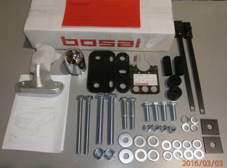 Фаркоп Bosal 3091-FL с металлической накладкой для Toyota Land Cruiser 200 2007-2021 (кроме Executive и Excalibur )