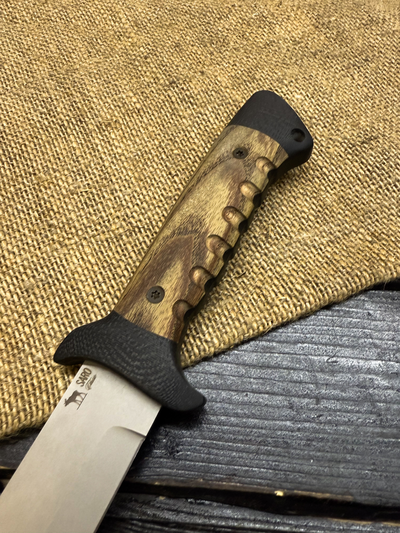 Подарочный нож 6Х9С сталь AUS10, рукоять комбинированная G10 и стабилизированное дерево коричневое