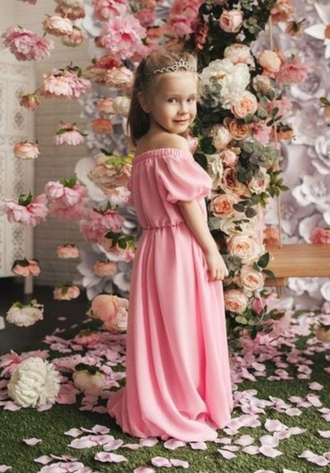 розовое длинное платье для мамы и дочки
