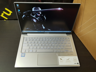 ASUS VIVOBOOK S13 S330FA-EY127T ( 13.3 FHD IPS I3-8145U (Intel UHD Graphics 620) 4GB 256SSD )