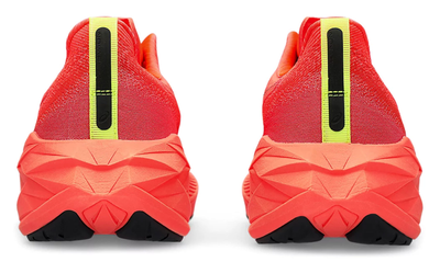 Asics Novablast 4 Red