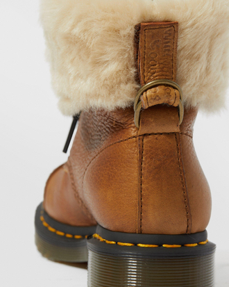 Dr. Martens AIMILITA