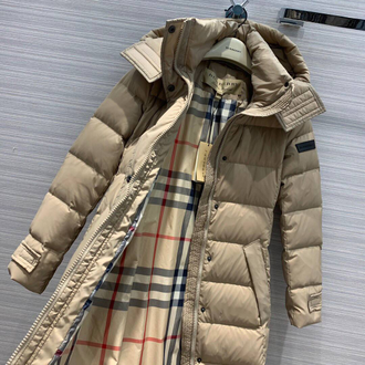 Пуховик женский BURBERRY