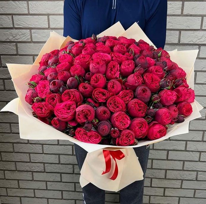 Премиальные цветы для особых случаев в Сочи