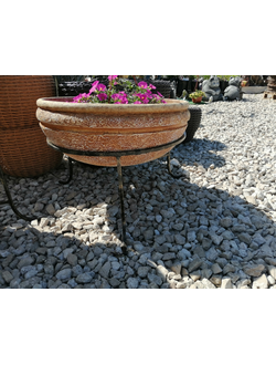 Вазон круглый на металлической ножке