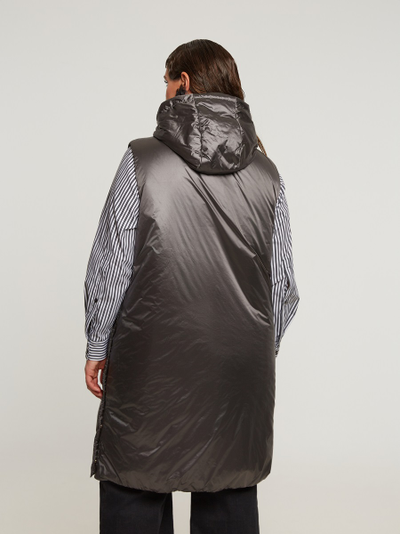 Жилет на синтепоне удлиненный