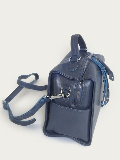 (АРТИКУЛ: 10070/1) СУМКА ЖЕНСКАЯ, НЕБОЛЬШАЯ, НАТУРАЛЬНАЯ КОЖА, ГРЯЗНО-ГОЛУБАЯ, С ПЛЕЧЕВЫМ РЕМНЕМ