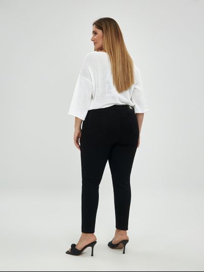 Джинсы черные Слим-фит