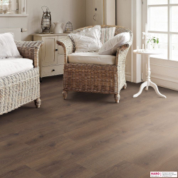 Декор ламината Haro Tritty 100 Дуб Контура Дымчатый 538697 в интерьере комнаты