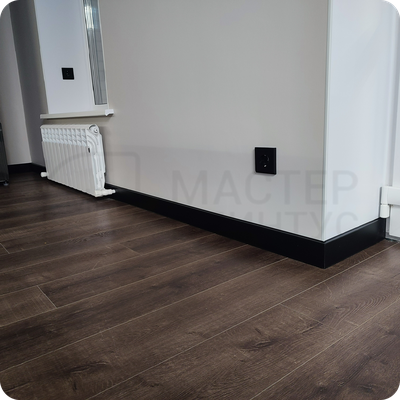 Плинтус ХДФ Dollken Cubu Flex Life 100мм Х 2,5 м 1144 Черный