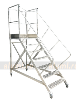 Лестница с площадкой ЛС-1.5 угол 45 гр.