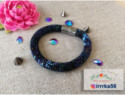 Тонкий браслет связанный крючком из бисера Toho 11/0 Hexagon - 82