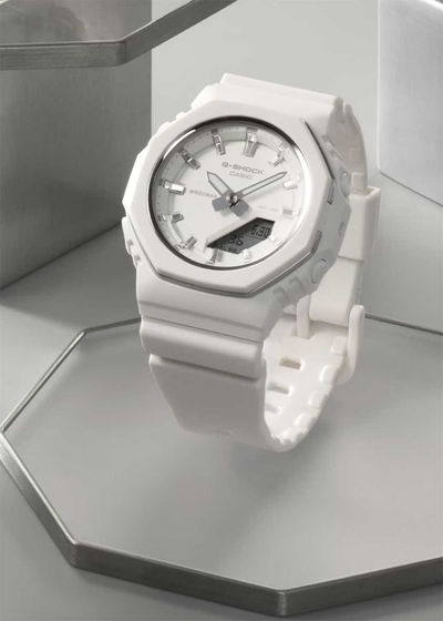 Часы Casio G-Shock GMA-P2110-7A