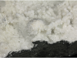 Окенит, сферолиты, Индия (92*50*33 мм, 212 г) №37631