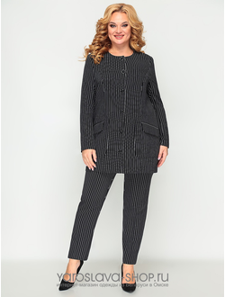Модель: А-3790. Комплект в черно-белую полоску: брюки и жакет с застежкой на пуговицы.