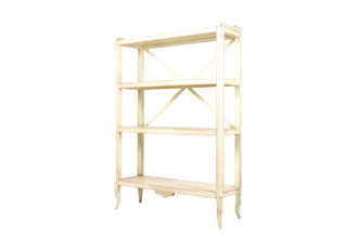 Этажерка с открытыми полками в три яруса.