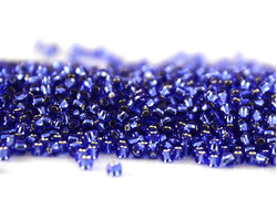 Toho 15/0 0035 Transparent Silver-Lined Sapphire / Прозрачный сапфир с серебряной линией внутри