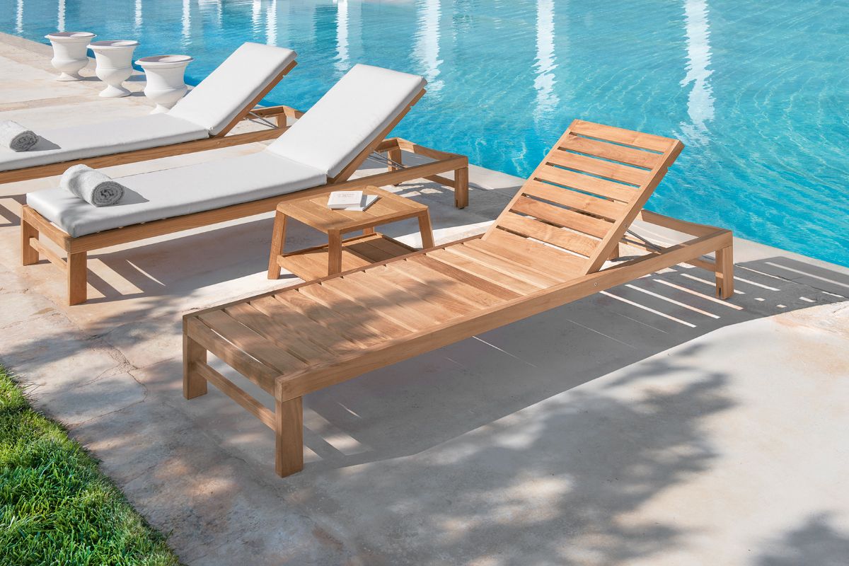 Lotus sunbeds шезлонг