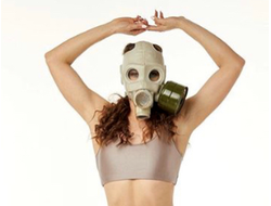 Топ Camelia - Nude, шорты Zeta - Black