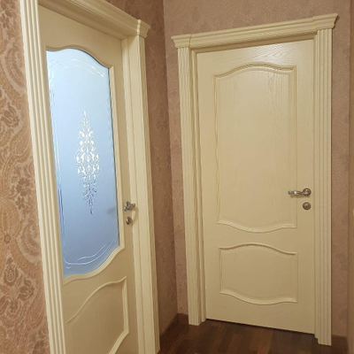 ЛАЙНДОР (УЛЬЯНОВСК)/ МОДЕЛЬ СОФИЯ/ ПОЛОТНО ОСТЕКЛЕННОЕ/ НАТУРАЛЬНЫЙ ШПОН ЯСЕНЯ/ ТОН 42 (ЯСЕНЬ БИСКВИТ)