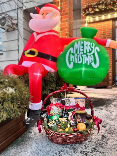 Корзина новогодняя