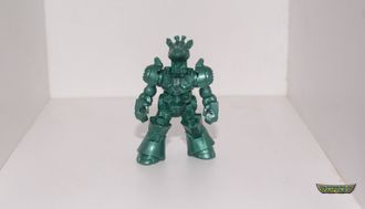 Жираф. Цвет - изумруд.