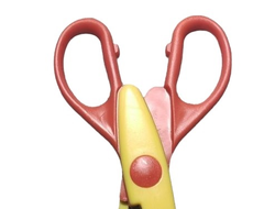 Ножницы с фигурным лезвием, вариант 3