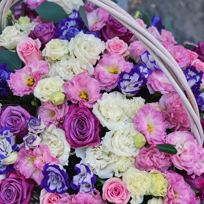 Цветочная корзина Волшебный подарок