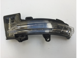 Указатель поворота в зеркало левый