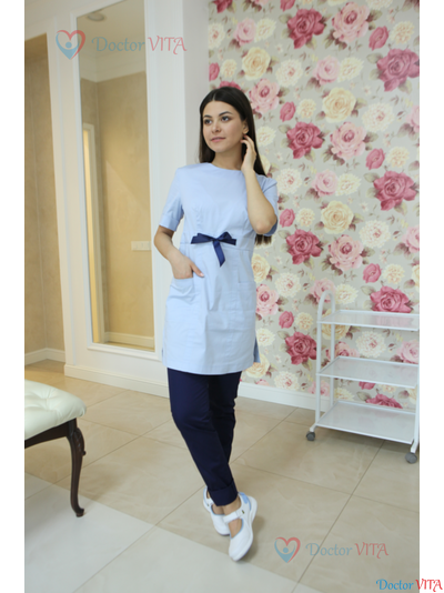 БЛУЗА DOCLIKE DL416 голубая с лентой