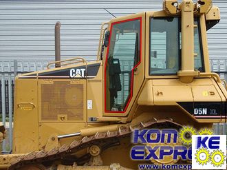 167-1454 Стекло двери левое CAT D5NXL D6NLGP D6NXL